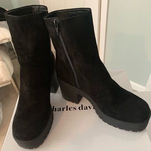 Charles David black suede. Size 9. Never worn.